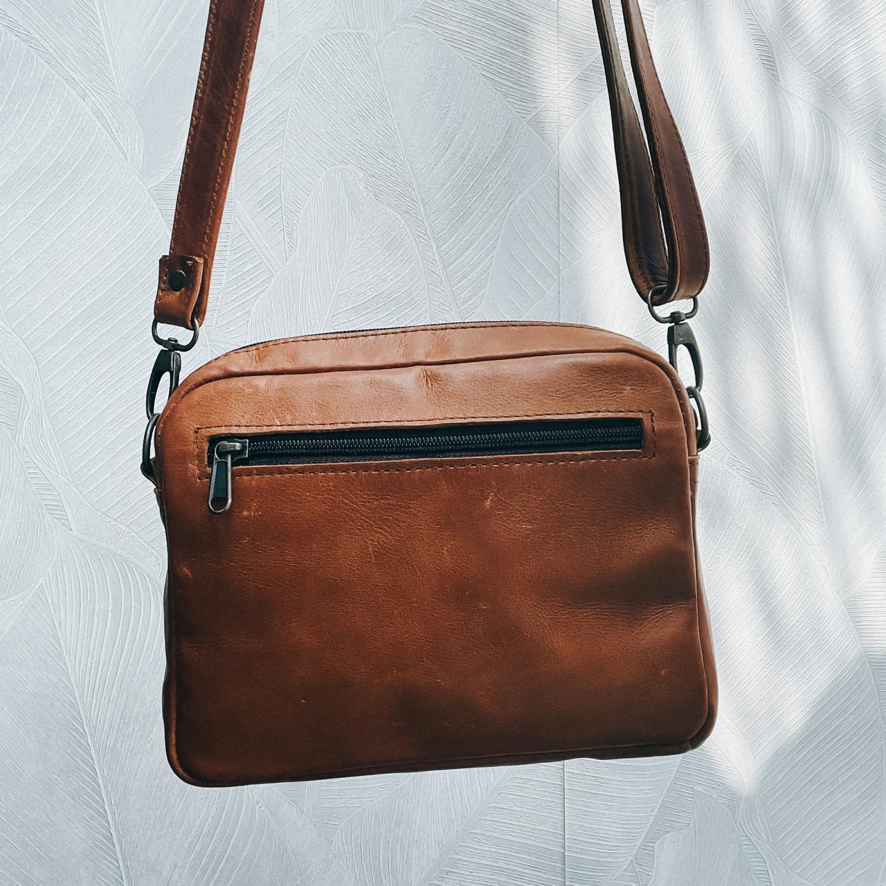 Fynbos Leather Slingbag