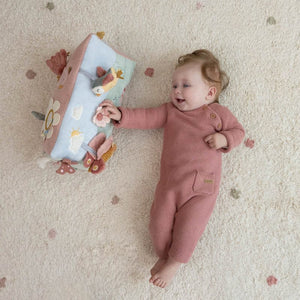 Activity Triangle | Flowers & Butterflies
