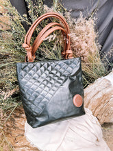Load image into Gallery viewer, Knotty Handbag
